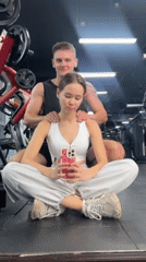 Routine gym activities documented at Nha Trang fitness facility