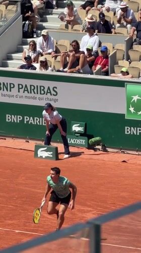 Tennis matches and branded macarons observed at Roland Garros