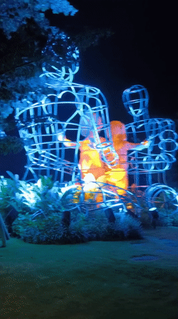 Blue wireframe family art installation spotted in Kediri