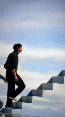Jim Carrey film clips, stormy weather recorded in Mengwi