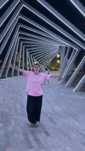 Evening light installations draw crowds across Ho Chi Minh City