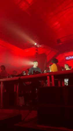 DJs perform at red-lit venue in Lisboa