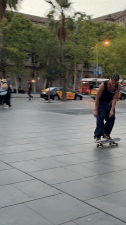 Evening skateboarding session draws multiple participants to Barcelona plaza