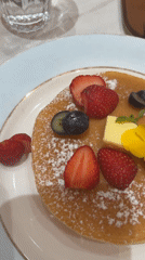 Decorated pancake breakfast documented in Đà Nẵng, Vietnam