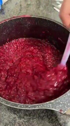 Tel Aviv baker creates elaborate dessert spread over three hours