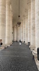 Tourist captures St. Peter's Square during morning visit