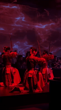 Traditional Chinese dance performance held at Chongqing Grand Theatre