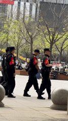 Early morning street life documented in Shenhe District