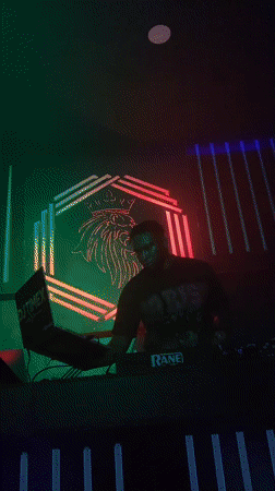 Nightclub Event Features DJ, Live Drums in Gura Top
