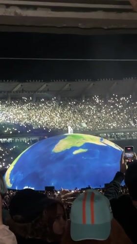 Concert with globe stage prop and fireworks draws crowds in Tbilisi