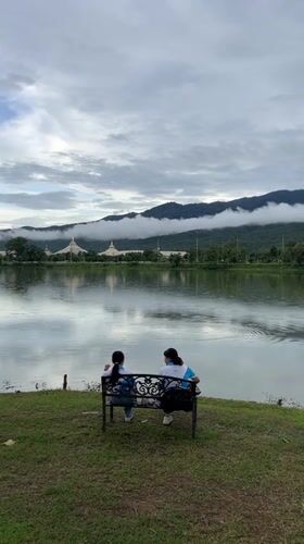 Rainy lakeside morning at Nong Bua Park, Chiang Mai