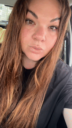 Woman in car, cats on porch captured in Bijela