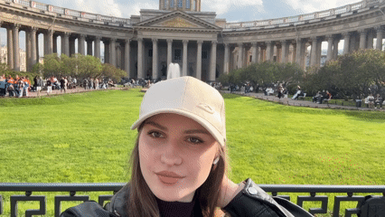 Tourist activity documented around Saint Petersburg landmarks