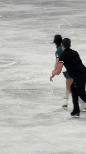 Figure skating competition draws crowds in Milano Cortina 2026 venue