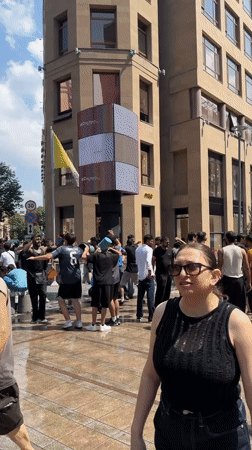 Street water fight breaks out in central Yerevan