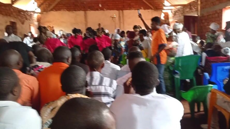 Large church gathering recorded in Makungu, Ngalula, DR Congo