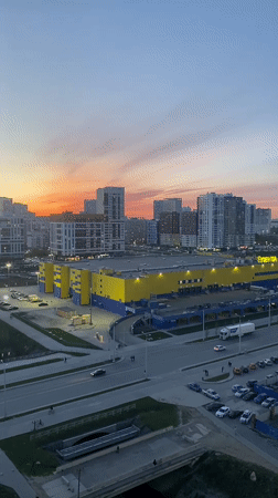 Sunset cityscape views and mirror selfie captured in Yekaterinburg