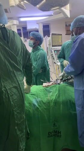 Surgical team performs laparoscopic procedure at Nairobi medical facility