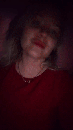 Getting-ready session in Izhevsk, trying on red and maroon looks