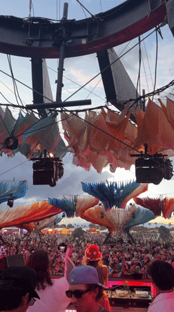 Late-night music festival draws crowds in La Quinta