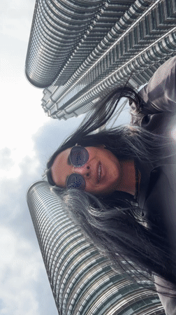 Early morning tourist activities documented around Petronas Twin Towers