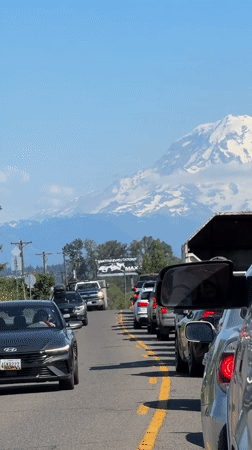 Fife traffic jam with Mount Rainier looming in the background