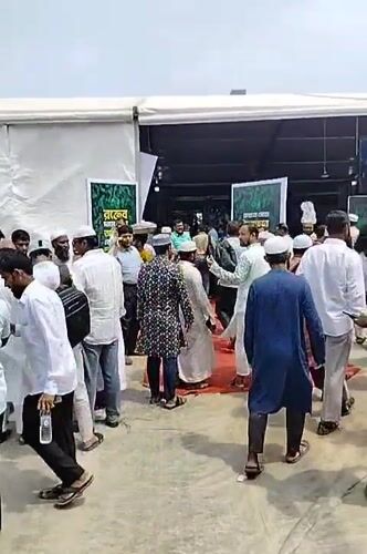 Islamic convention draws hundreds to tented venue in Dhaka