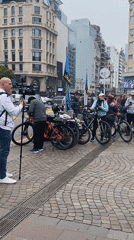 Cyclists gather at Buenos Aires Obelisco for organized event
