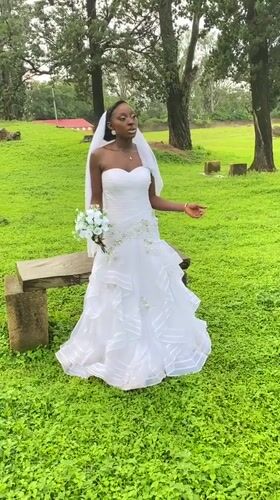 Bridal portraits and street life in Jos, Nigeria