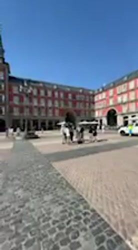 Daily life documented around Madrid's Plaza Mayor and metro