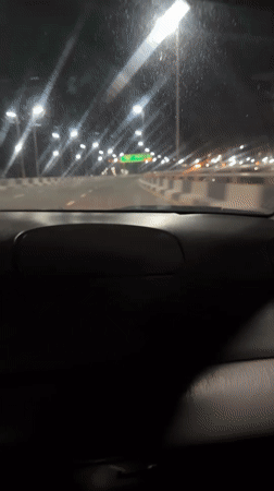 Driver records Eko Bridge road signage in Lagos