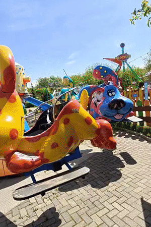 Morning scenes captured at Khimki amusement park and bridge