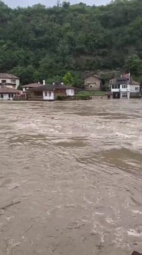River flooding hits Veliko Tarnovo, Bulgaria with rapid muddy currents