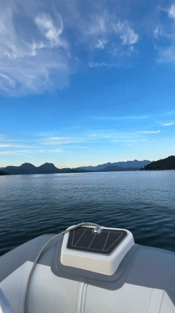 Early morning boat ride captured in West Howe Sound