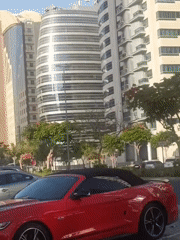 Dubai street life captured in seven ordinary moments