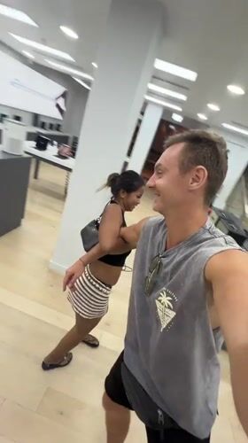 Electronics shopping activity recorded in Kuta stores