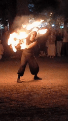 Fire performer draws crowds in Saint Petersburg evening show