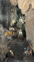 Cave temple with Buddha statues documented in Đà Nẵng