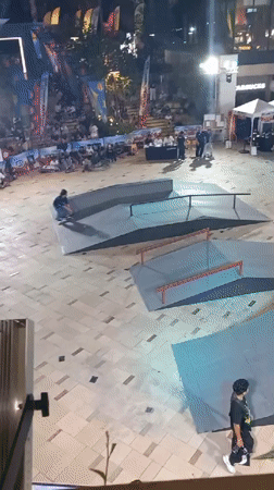 Skateboarding competition draws crowds to Pattaya skatepark