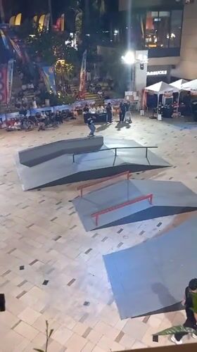 Skateboarding competition draws crowds to Pattaya skatepark