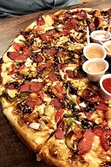 Pizza meal in Dhaka marred by hygiene incident