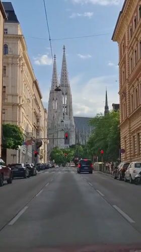Vienna's historic churches documented by witnesses Saturday evening