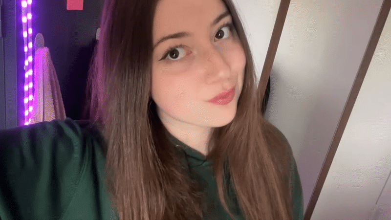 Indoor selfie session with window view in Enschede