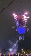 Clown performer draws crowds at Buenos Aires park evening show