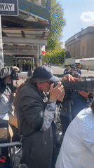 Costume Art event draws photographers, formal crowds to Met Museum