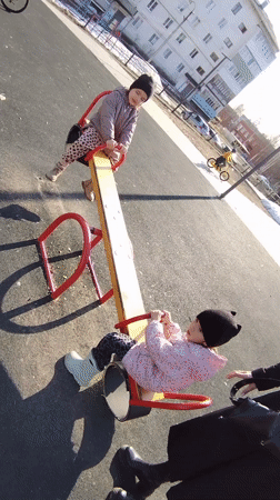 Spring afternoon family activities captured at Noviy Russia playground