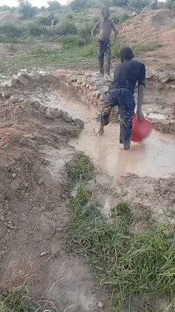 Sports, labor, and daily life across Jos and Yelwa, Nigeria