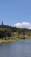 Early morning tranquility documented at Da Lat lake