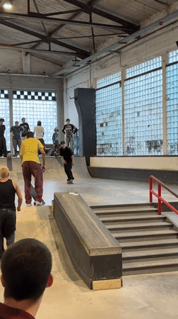 Indoor skateboarding session in Berlin features tricks and falls
