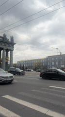 Walking tour captures everyday Saint Petersburg street scenes and landmarks